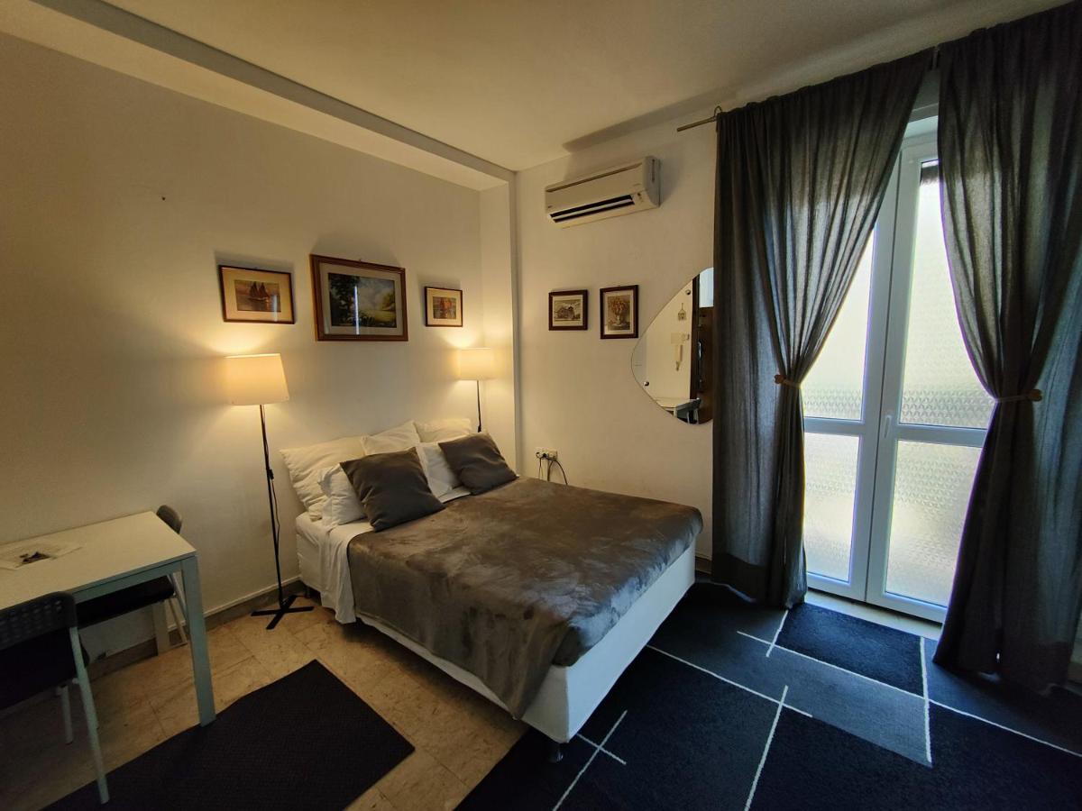 Short Rent Porta Vittoria Apartamento
