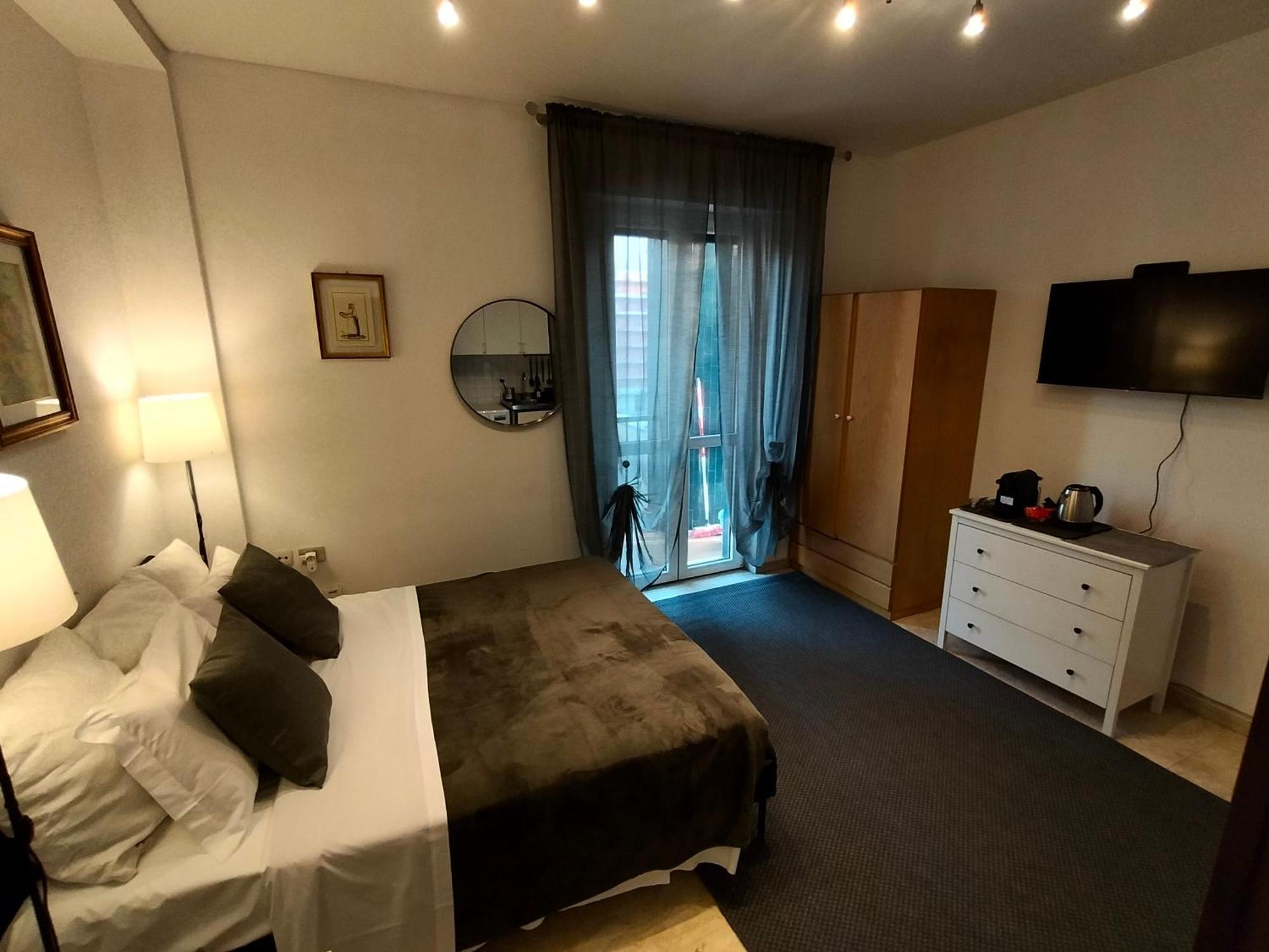Short Rent Porta Vittoria Apartamento *